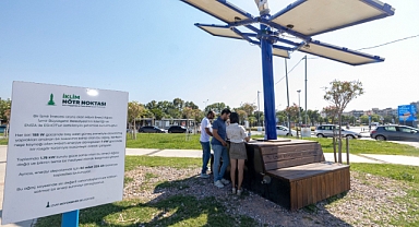 İzmir’de güneş ağaçları ile şarj dönemi başladı 