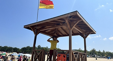 KOSKEM sahillerde 247 kişiyi hayata bağladı