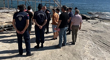 Ayıbalığı Koyu'ndaki izinsiz iskelenin sökümü başladı