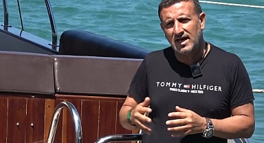 Bazı Kaynaklara Göre 200 Milyonda Bir Görülen Mavi Istakoz Ayvalık’ta Görüntülendi