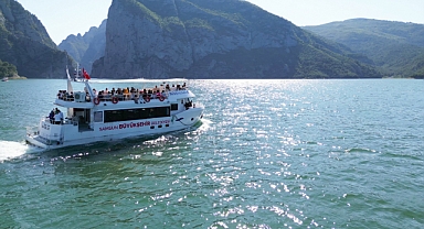 Büyükşehir’in gemi turları ilgi görüyor