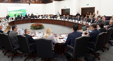 Egeli bilim insanlarının görev aldığı İzmir Körfez Bilim Kurulu, acil eylem planı için toplandı