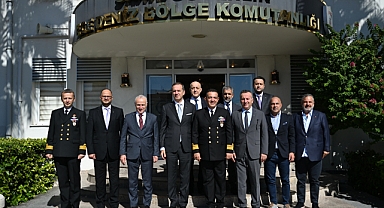 İMEAK Deniz Ticaret Odası Başkanı Tamer Kıran , İzmir'de Bir Dizi Etkinliğe Katıldı