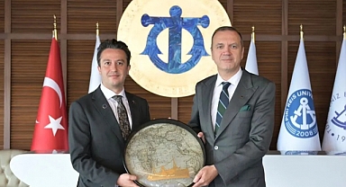Gemi Brokerleri Derneği’nin Yeni Yönetiminden İMEAK Deniz Ticaret Odası'na Ziyaret