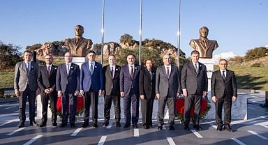 Azerbaycan halkının Ulusal Lideri Haydar Aliyev vefatının 21. yıl dönümünde törenle anıldı