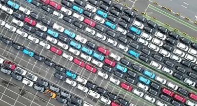 Şanghay Limanları 2024’te Rekor Otomobil İhracatı Gerçekleştirdi