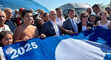 Bursa Mudanya'nın Eşkel sahili 'Mavi Bayrak'a kavuştu