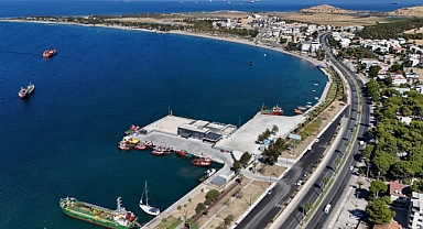 Aliaport Deniz Yolcu İskelesi Hizmete Hazır