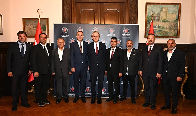 İMEAK Deniz Ticaret Odası Heyeti Atina'da Sektörel Temaslarda Bulundu