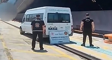 İzmir’de gemide yaklaşık 200 ton